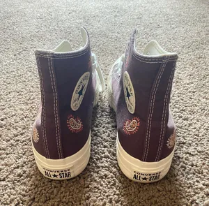 Brown Embroidered Shoes Size 9 thumbnail 5