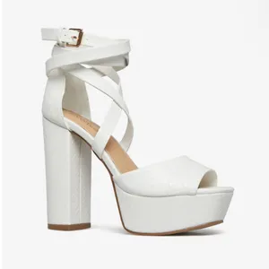 NIB Rosalinda Strappy Sandal White Snake Block 5” Heel Size 8 Platform thumbnail 2