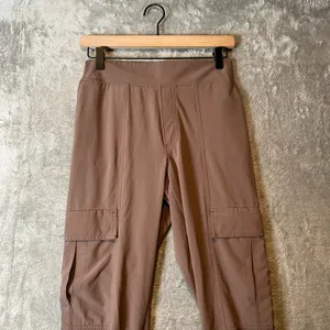 Athleta Chelsea Utility Jogger Mineral Brown Size 0‎ thumbnail 2