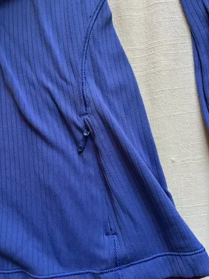Lululemon Long Sleeve thumbnail 5