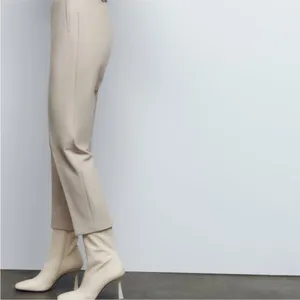 Zara *NWT* Cinched Waist Pants thumbnail 6