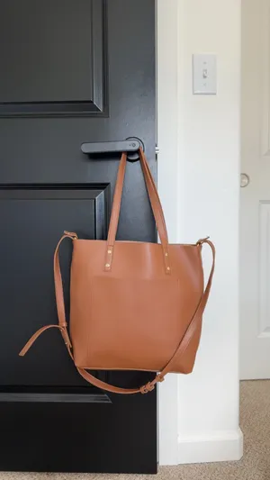 Henny + lev camel brown tote bag  thumbnail 2