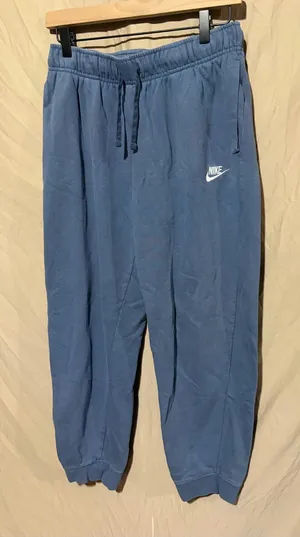 Nike joggers thumbnail 1