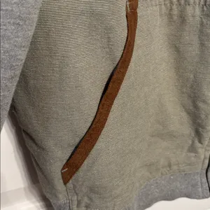 Billabong Gray and Olive Hoodie Women’s Workwear Medium thumbnail 4