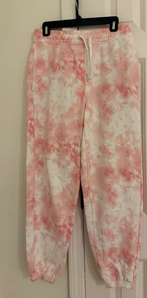 Old Navy Sweatpants thumbnail 1