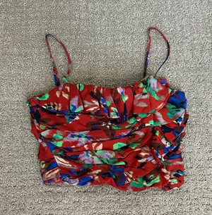 Zara Women's Red Floral Ruched Spaghetti Strap Crop Top Size XS thumbnail 1
