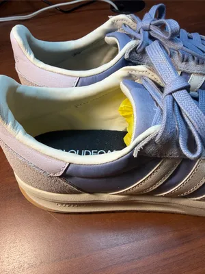 adidas Women's Lavender and White Retro Trainer thumbnail 4