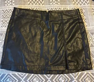American Eagle Leather skirt thumbnail 1