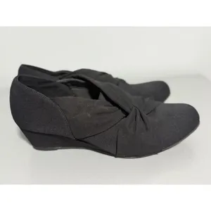 IMPO Ginny Women's 9.5M Black Sash Stretch Memory Foam Wedge Dress Shoes thumbnail 4