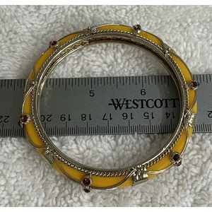 Source Unknown Bangle Bracelet Rhinestones Gold Tone Framed Vintage Jewelry Wedding Indian 8” thumbnail 5