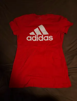 Women size medium adidas tees thumbnail 1