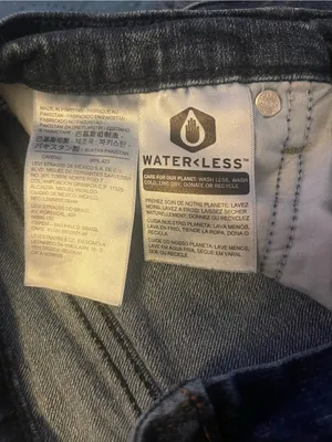 Levi's Straight Leg Jeans in Dark Blue thumbnail 3