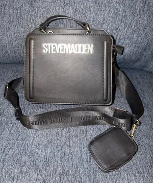 NWOT Steve Madden Black Box Crossbody Bag with Detachable Coin Pouch thumbnail 1