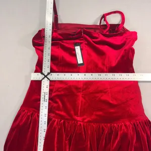 Steve Madden Giovanna Red Velvet Bubble Hem Mini Dress Adjustable Straps Size 10 thumbnail 7
