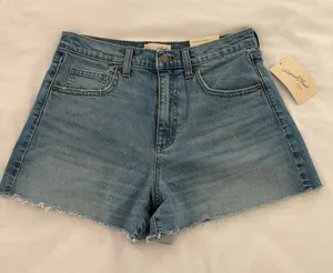 Universal Threads Shorts thumbnail 1