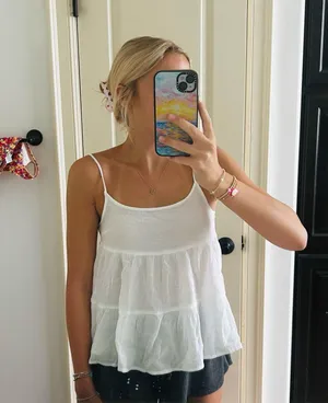 H&M cute white tank top thumbnail 1