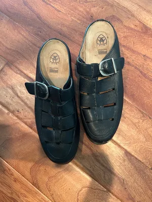 Ariat Vintage Black Leather Fisherman Mule Sandals Size 7.5 B thumbnail 7