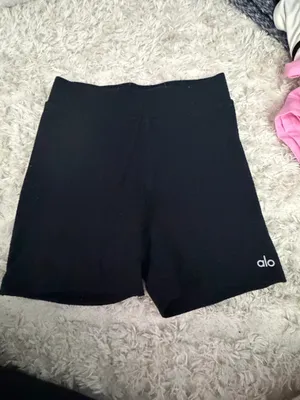 Alo Yoga Biker Shorts thumbnail 2