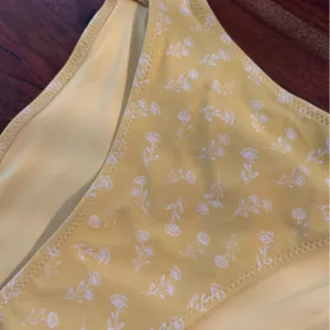 House of CB‎ Mariposa Yellow White Floral Print Bikini Bottoms Swim NWT Size L thumbnail 3