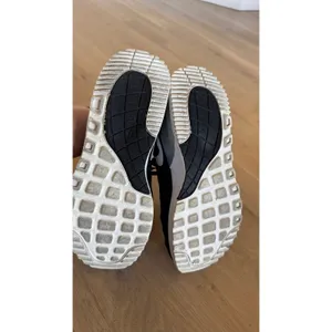 Nike Air Max SYSTM sneaker black white womens size 8.5 thumbnail 4