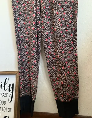 Victoria’s Secret Leopard / Roses Onesie Large thumbnail 5