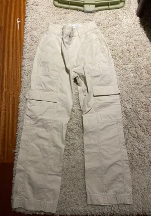 Abercrombie Cargo Pants thumbnail 6