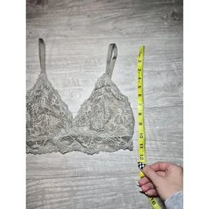 Aerie Lace Bralette - Light Gray Floral Lace Small Medium thumbnail 5