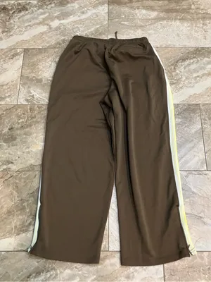 Elwood gym class striped sweatpants size M Black Size M thumbnail 1