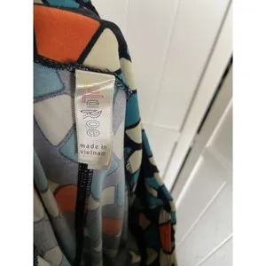 LuLaRoe Womens Leggings Sz TC Snakey Waves Teal Cream Orange Stained Glass‎ thumbnail 6