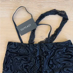 Outcast Flare Pants Patterned Waist Strape Kaycee Size M Black thumbnail 2