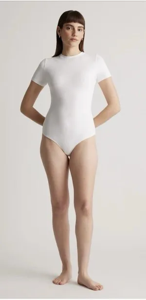 Quince Organic Cotton Stretch Crew Neck Short Sleeve Bodysuit White Size M thumbnail 1