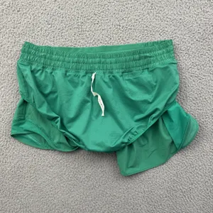 Lululemon Hotty Hot Shorts High Rise 2.5" Kelly Green Athletic Women's 12 thumbnail 4