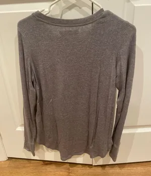 Abercrombie long sleeve thumbnail 2
