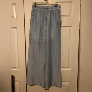 Love Note Light Blue Straight Leg pants and button down top thumbnail 3