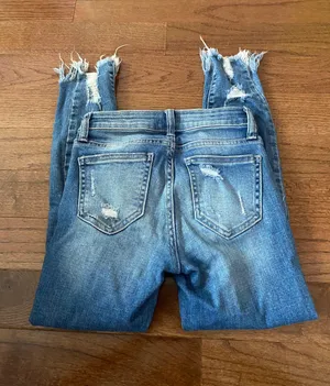 Lulus NWOT Cello light wash distressed skinny ripped jeans thumbnail 6