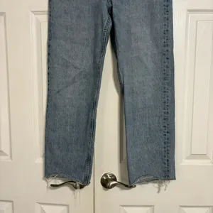 Zara Button Fly Jeans thumbnail 4