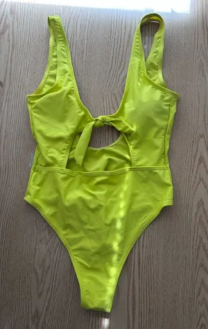 B45 New Women AMI 1pc Swimsuit Neon Yellow size Small/Medium thumbnail 1