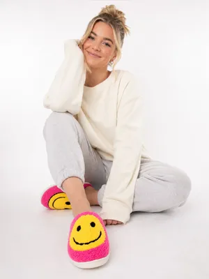 NEW Hot Pink Smiley Face Fuzzy Slippers Women’s S 5-6 Y2K Happy Face Lougewear thumbnail 6