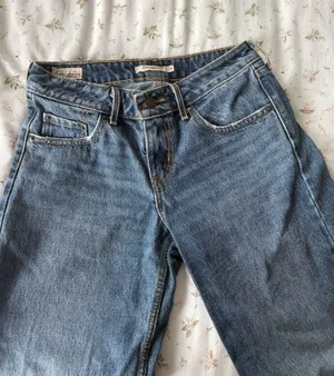 Levi’s Low Loose Jeans thumbnail 1