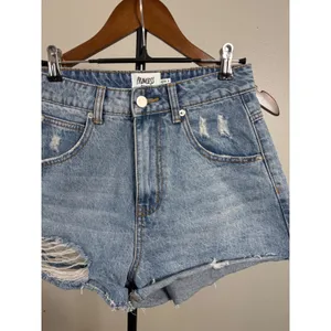 Princess Polly High Waisted Distressed Denim Shorts Light Wash Size 4 US thumbnail 4