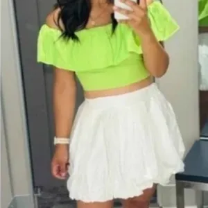 Women’s XXL "A New Day" Ruffled Crop Top, Off the Shoulder, Lime Green XXL thumbnail 3