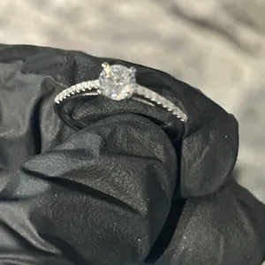 Elegant Silver Plated zirconia Ring size 7 thumbnail 1
