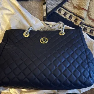 Vera Black Quilted‎ Tote Bag thumbnail 9