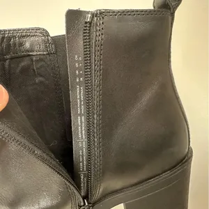 Vagabond Grace Heeled Ankle Boots thumbnail 10