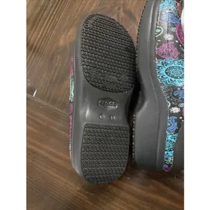 Crocs Clogs Womens Neria Pro II Paisley Mandala Multicolor Nursing Shoes Size 8 thumbnail 8