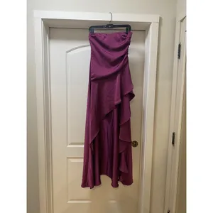 Lucy In The Sky Satin High Low Maxi Dress Womens Medium Purple Strapless Gown thumbnail 2