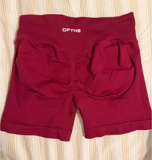 DFYNE Impact Shorts | Winterberry | Size Small thumbnail 3