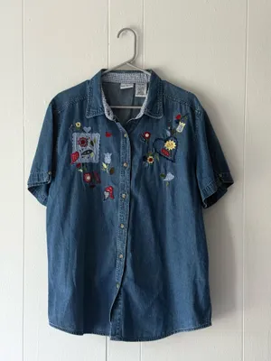Vintage Bobbie Brooks Embroidered Button Down Denim Shirt Floral XL thumbnail 2