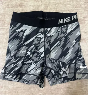Nike pro shorts size small thumbnail 1