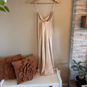 SHOW ME YOUR‎ MUMU Verona Midi Dress thumbnail 6
